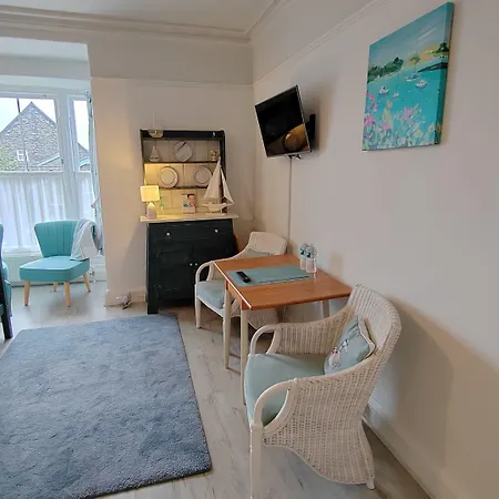 Puddle Duck - Adults Only Bowness-on-Windermere